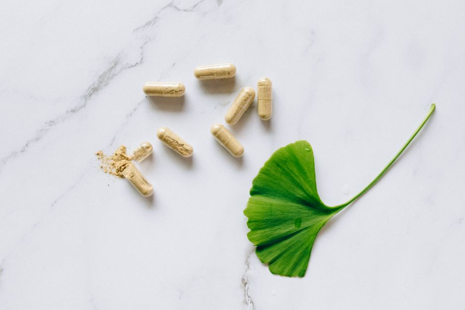 How to Build a Supplement Routine That Actually Absorbs