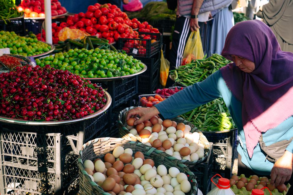 The Many Meanings Of A Healthy Diet in Your 40s, 50s and Beyond